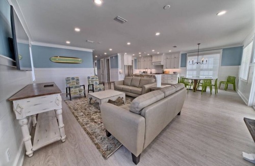 Bid-a-wee Beach House | Luxurious New Home Private Pool Ocean Views