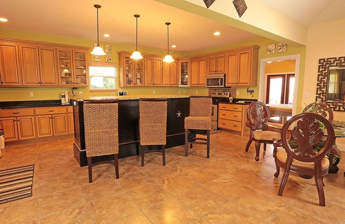 Starke House | Luxurious Oasis on Kingsley Lake w/Private Dock. Panoramic Views. Free Cable/WiF
