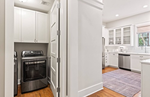 Cottage District House | Luxurious WaterColor House Minutes From Seaside and the Beach!