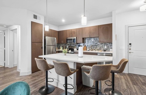 Vickery Meadow Apartment | Luxury 1BR | Midtown Dallas | Pool, Gym, Free Park