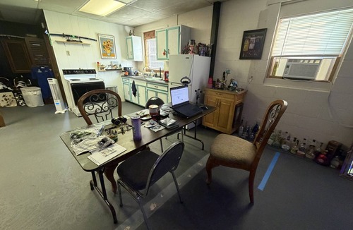 Nederland House | Luxury 3-bedroom building with AC and entertainment amenities in Nederland, TX.