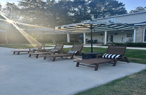 Fluker House | Luxury 4BR Estate Heated Pool, Hot Tub & 3 Acres 45 Min to NOLA