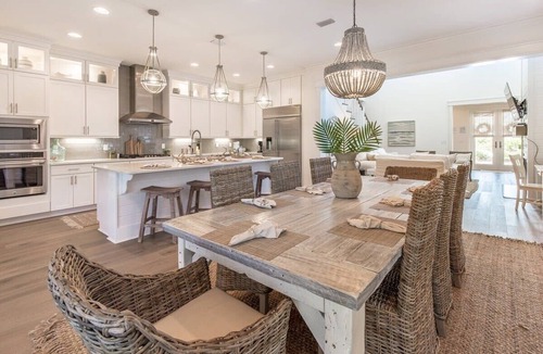 Santa Rosa Beach House | Luxury 6BR, Resort Pools, 6 Bikes, 3 K beds - Castaway Naturewalk at Seagrove