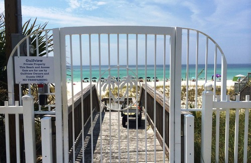 Miramar Beach Condo | Luxury Apartment with 1 bed directly opposite the beach, including beach set up!