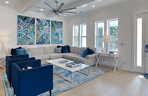 Fort Walton Beach - Destin House | Luxury Beach Home | Private Pool, Carriage House, 4 Bikes & Much More