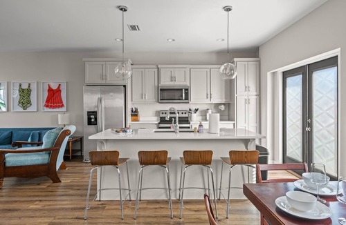 Callaway House | Luxury Coastal Inspired 4-Bedroom in Panama City