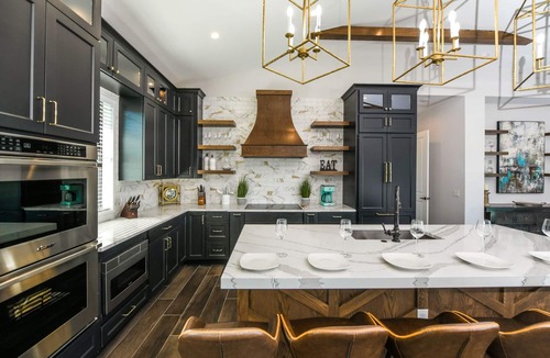 Saint Armands Key House | Luxury Family Home! Great Location! Heated Pool/Spa and Games! - The Big Top