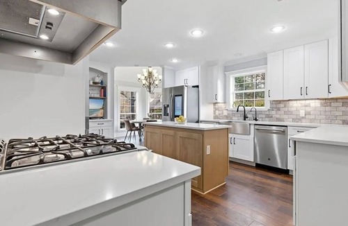 Texarkana House | Luxury Family Home w/Pool & Basketball Court