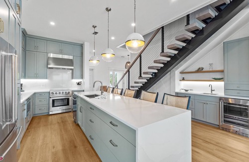 Gulf Trace House | Luxury Grayton Beach House ON THE SAND in 30a! Private Beach, Porch, Balcony.