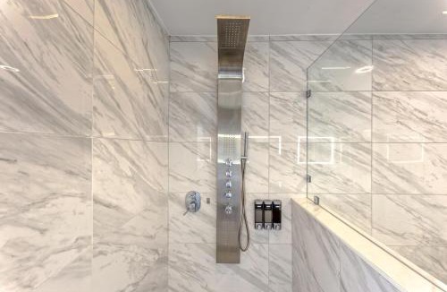 Lighthouse Point House | Luxury Home with Heated Pool close to beaches
