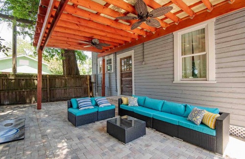 Ybor City House | Luxury in Ybor City! | Histórica de Cuba House
