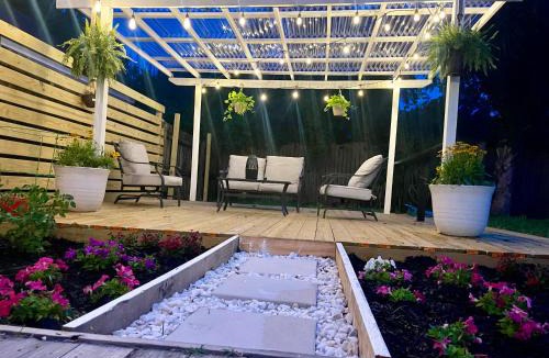Fort Walton Beach House | Luxury Modern & Cute- Minutes to The White-Sand Beaches
