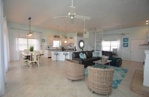 Marineland Acres House | Luxury Oceanfront | 4BR, 3 Masters, Pet Friendly
