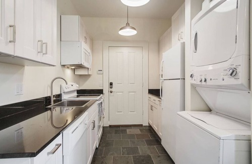 Faubourg Marigny Condo | Luxury on Frenchmen St. and the French Quarter! #3