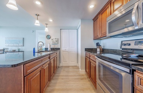 West Panama City Beach Condo | Luxury on the Beach, Floor to Ceiling Views Every Room, FREE Beach Service, W203