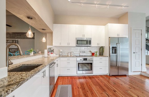 Central Business District Hotel | Luxury Penthouse in Downtown of NOLA