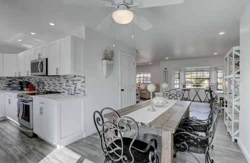 Central Naples House | Luxury Pool Dog Friendly Central To Naples And Marco Island By Sky Run Naples 3 Bedroom Home