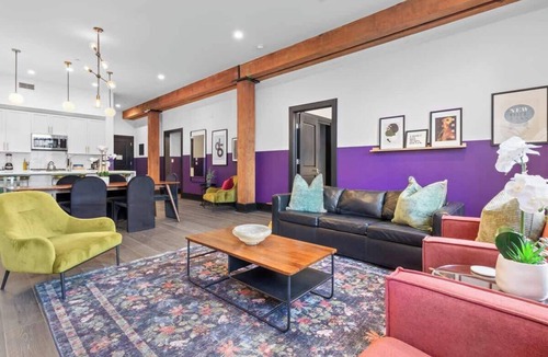 Central Business District Hotel | Luxury | Pool | Game Room | Downtown Hotel