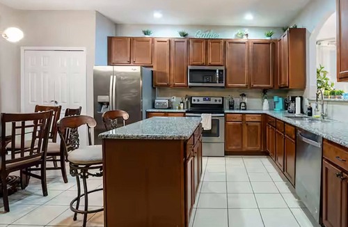 Watersong House | Luxury Resort Villa Pool/Disney-2 primary suites!
