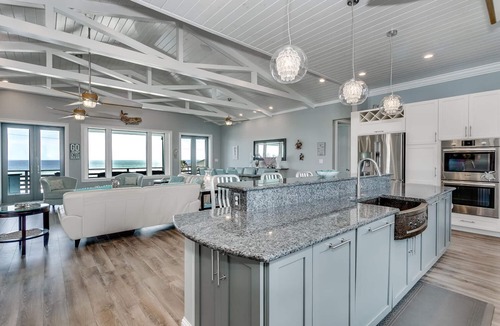 Villa Segunda House | LUXURY, SPACIOUS BEACH HOUSE! 5 Bedrooms & 7 Baths, Pool, Hot tub, Game room.