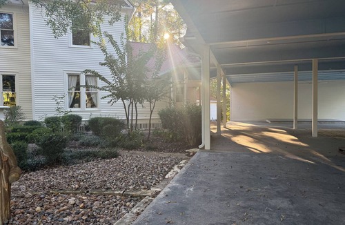 Whitehouse House | Luxury Victorian Estate with Pavilion, Pond & Group Lodging