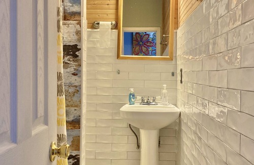 Faubourg Marigny Hostel | Madame Isabelle's House In New Orleans - Hostel