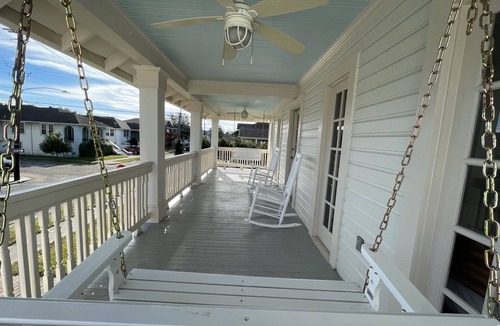 Milan House | Magical Uptown Home 3 bdr, sleeps 6