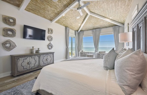 Bid-a-wee Beach House | Magnificent BeachFront Home w/Heated Pool/Hot Tub & Private Beach Access