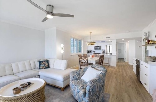 Park Shore Condo | Magnificent views of the Gulf & Clam pass!- WS0804