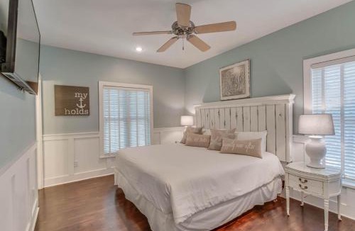 Seacrest House | Magnolia Cottages by the Sea