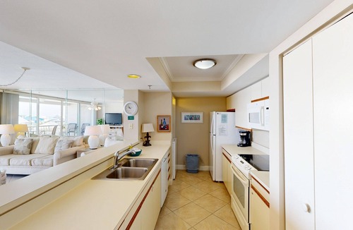 Holiday Isle Condo | Magnolia House 407 is a 1 BR with amazing views by RedAwning