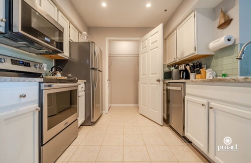 Indian Bayou Apartment | Magnolia View 0.7 miles to the beach, monthly discounts available