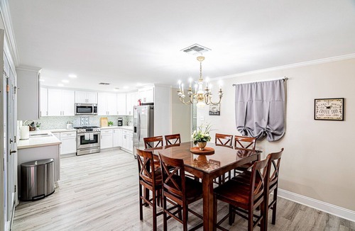 Bywater House | Maison De La Royal, Marigny, 7 blocks to the French Quarter, Free parking