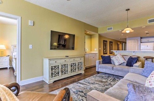 Long Beach Apartment | Majestic Beach Towers Heaven on the 7th Floor!