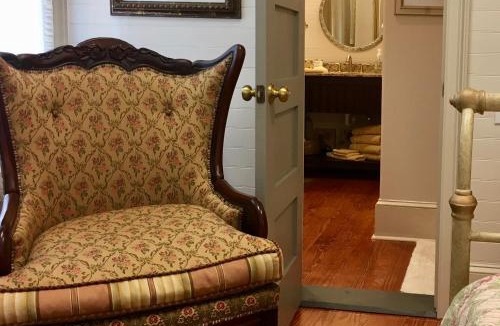 Historic Downtown Apalachicola Bed & Breakfast | Majestic Jewel of Apalachicola