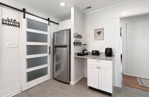 Birmingham House | Mara Retreat : Unit A: Fire Pit-Grill-Groups-Patio-Games-Ping Pong Table