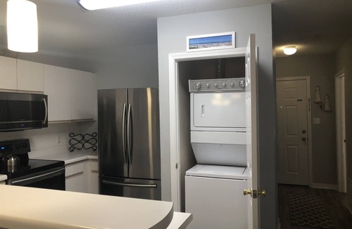 Miramar Beach Condo | Maravilla 3 BR/2 Bath and Beach Service Chairs/Umbrella