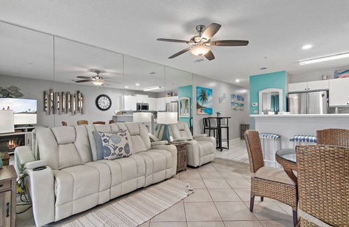 Avalon Beach Estates Condo | Maravilla 4205 ~ Private Beach Entry, Included Beach Setup + 2 Pools