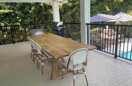 Palmetto Bay House | Maravillosa Casa, con Cancha de Tenis, Cercana a Supermercados y Restaurantes