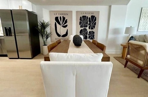 Key Largo Apartment | Marina Vista Gem Modern 2BR/2BA Steps to Pickleball
