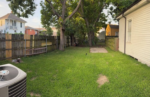 Treme House | Marvelous 2-bedroom house with AC in vibrant New Orleans
