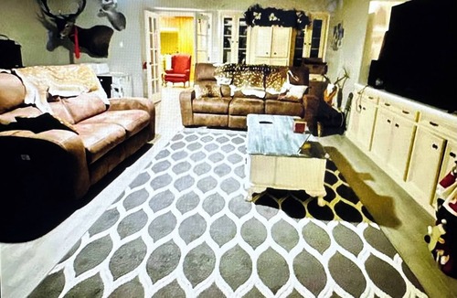 Liberty House | Marvelous 4-bedroom house with AC in charming Liberty