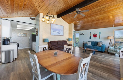Toilla Segunda House | Mellow Yellow Bungalow