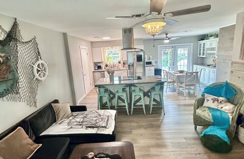 Ocean City House | Mermaid Cottage: Themed house! 5 mi. from pier, 3br, grill, deck, bunk bed