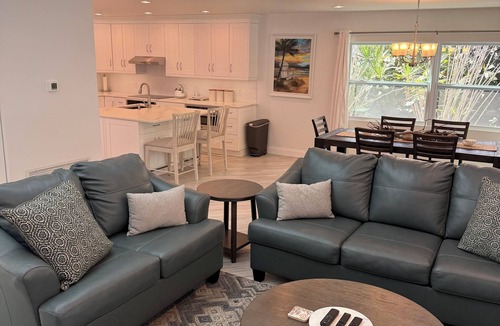 Rocky Point House | Mermaid Manor – Freshly Renovated 3BR 2BA Stuart Escape with Pool & Patio