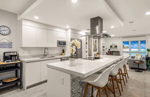 The Roads House | Miami brand new 3BR House/Rooftop Terrace BBQ