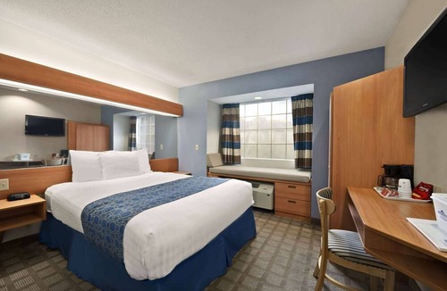 Ponchatoula Hotel | Microtel Inn & Suites by Wyndham Ponchatoula/Hammond