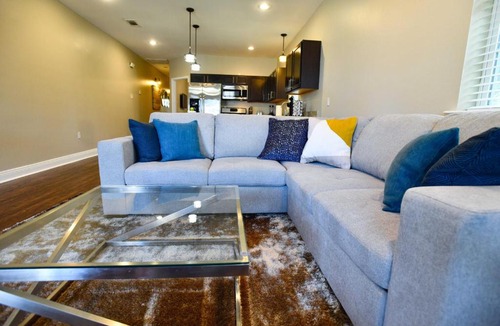 Mid-City Apartment | Mid City Magic 1