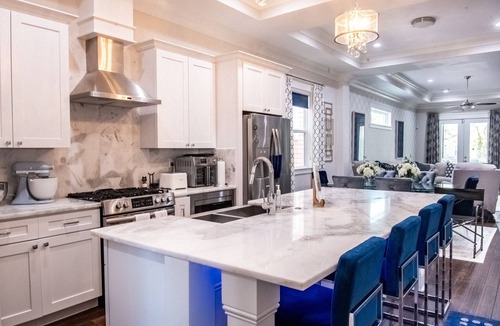 Tulane - Gravier House | Mid City Sapphire Oasis, Steps to Streetcar & More