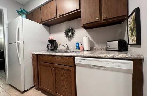 Mid City South Apartment | Mid-City townhouse 2 BR apt